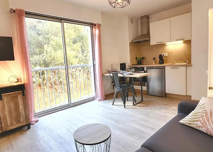 Beau Routes Des Sanguinaires Proche De La *